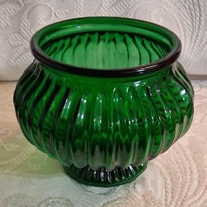 Vintage E. O. Brody Co. Emerald Green Ribbed Glass Vase